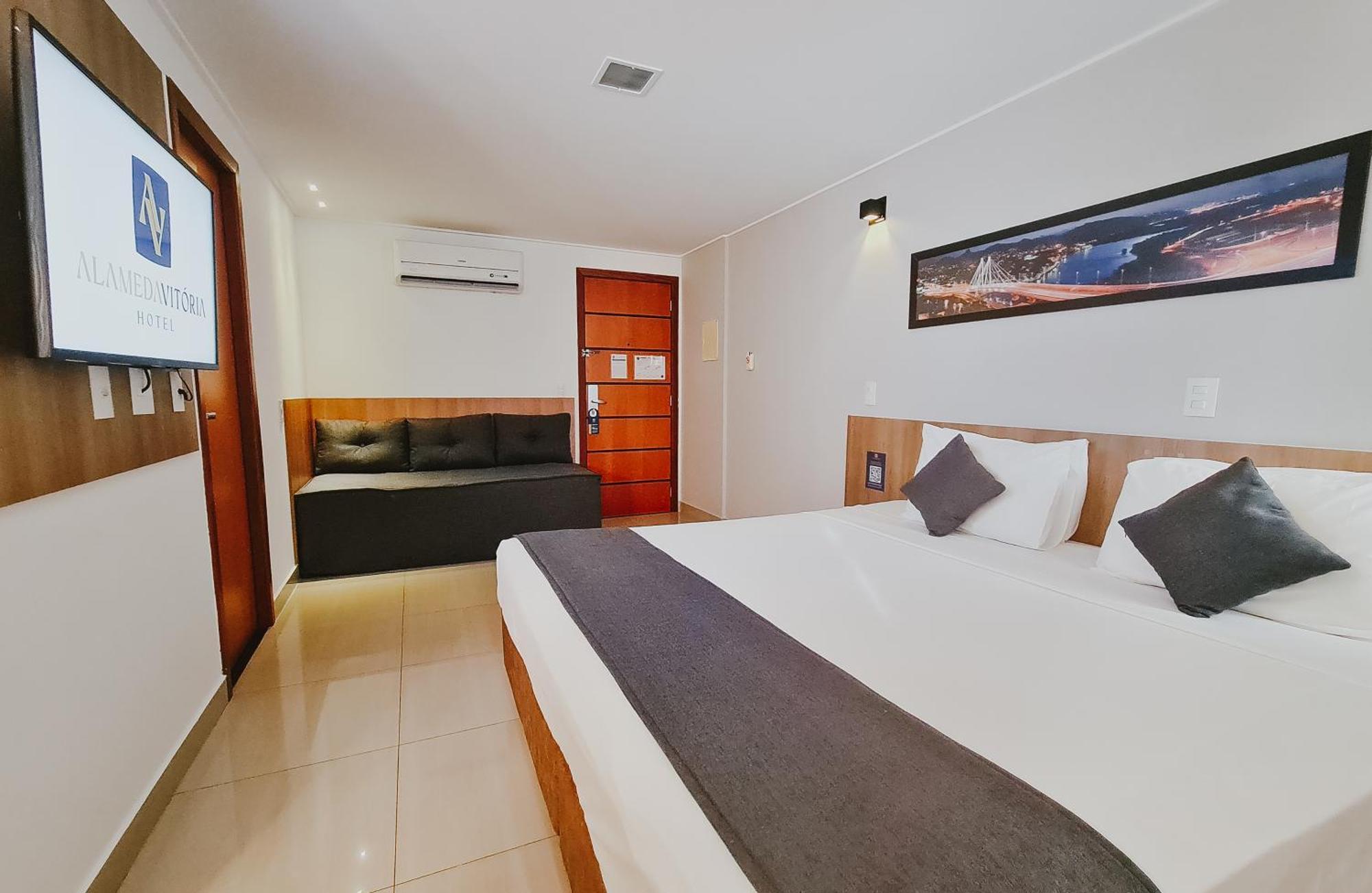 Alameda Vitoria Hotel Buitenkant foto