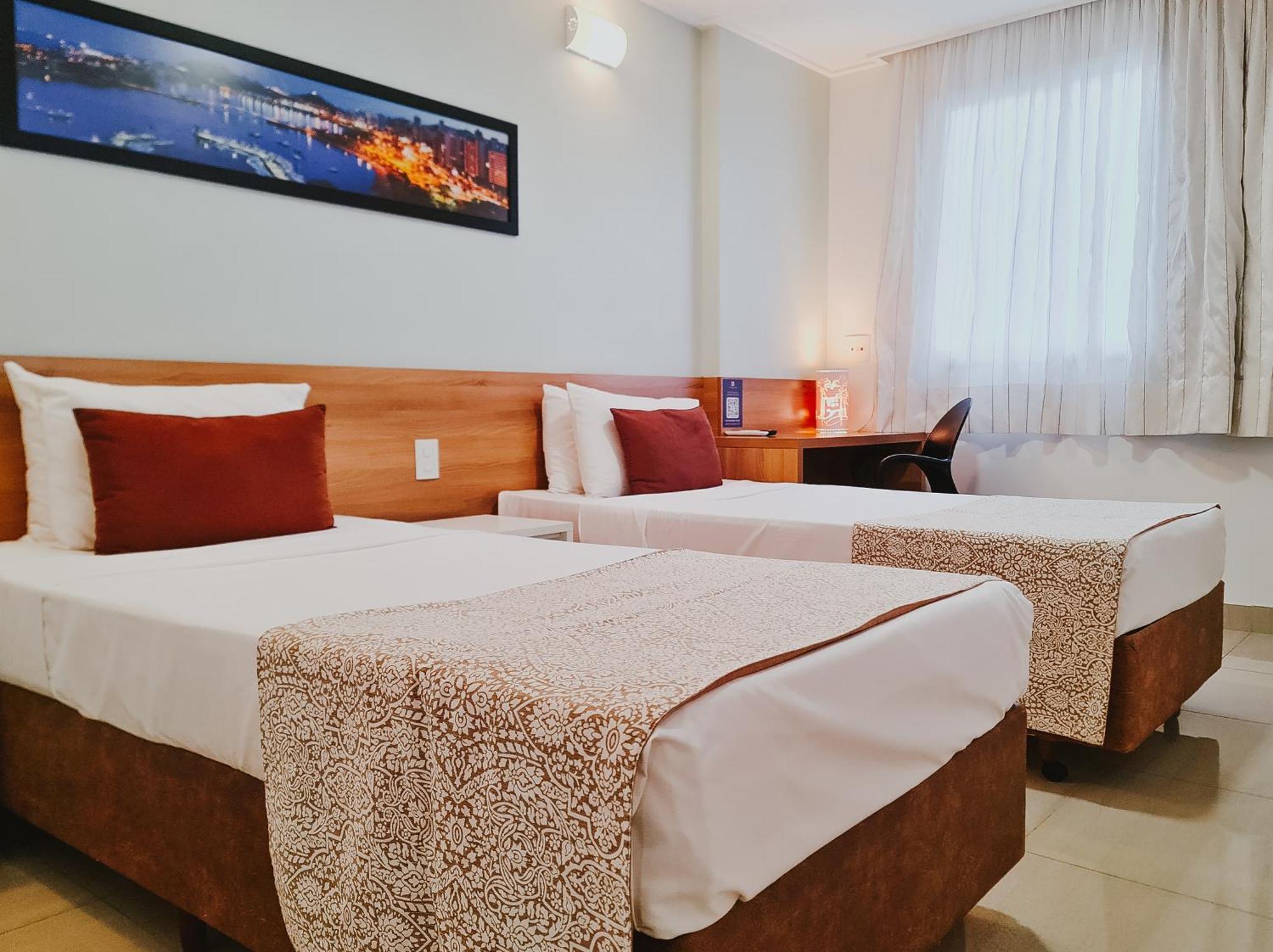 Alameda Vitoria Hotel Buitenkant foto